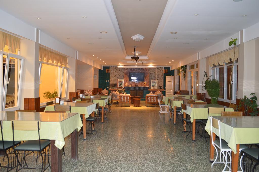 Lades Hotel 锡利夫凯 外观 照片